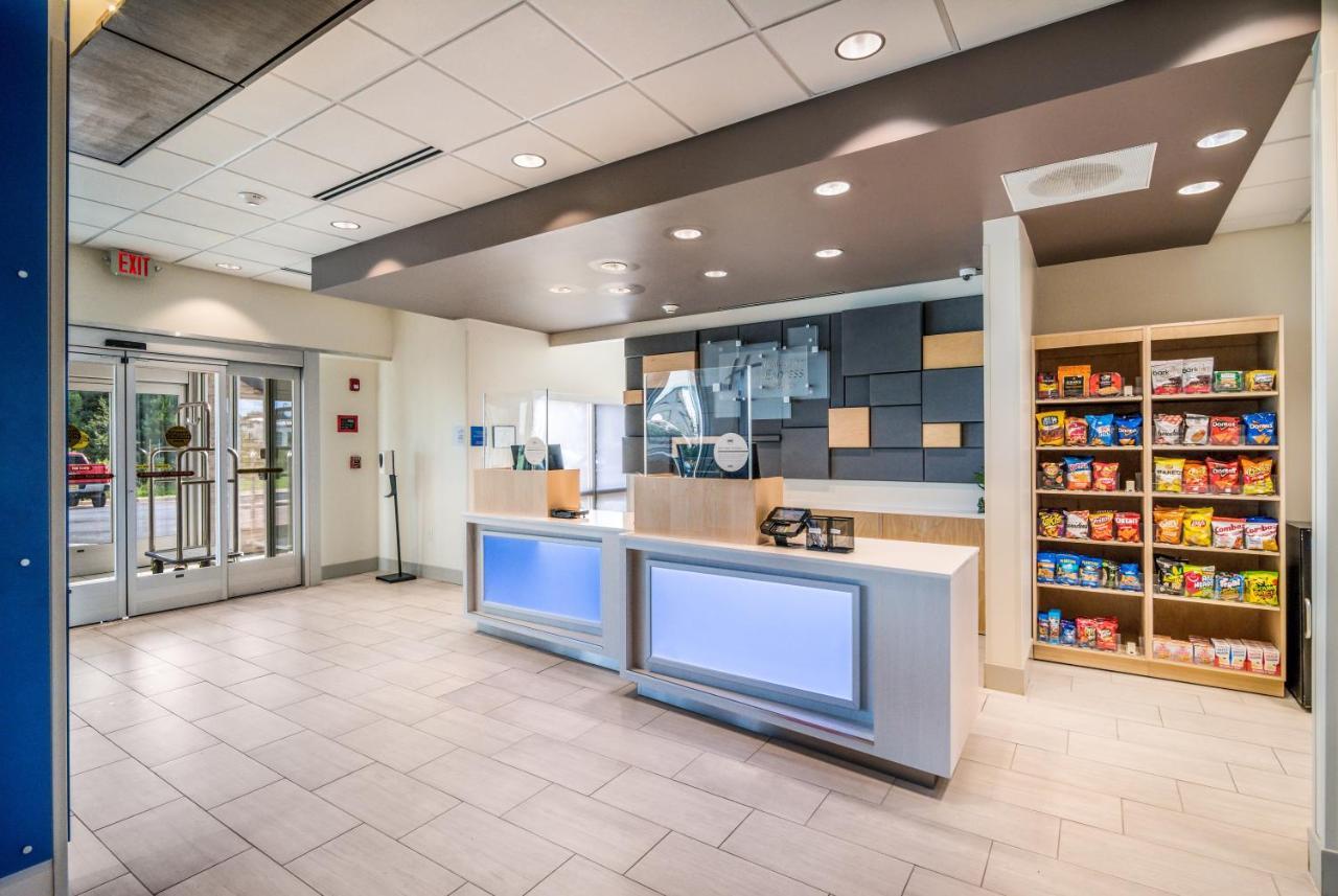 Holiday Inn Express & Suites - Asheboro By Ihg Dış mekan fotoğraf