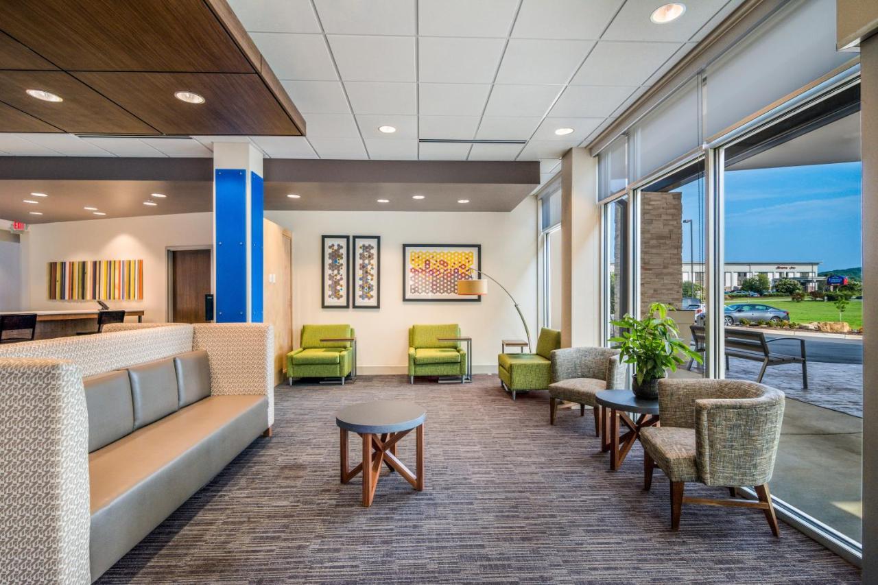 Holiday Inn Express & Suites - Asheboro By Ihg Dış mekan fotoğraf