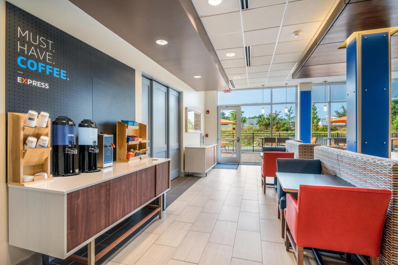 Holiday Inn Express & Suites - Asheboro By Ihg Dış mekan fotoğraf
