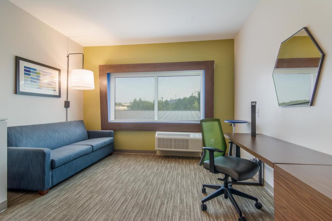 Holiday Inn Express & Suites - Asheboro By Ihg Dış mekan fotoğraf