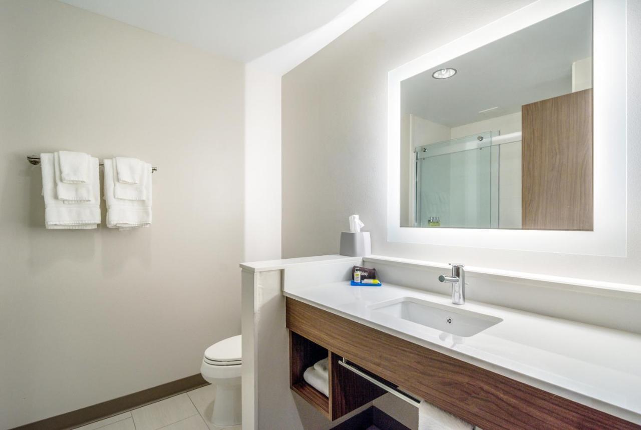 Holiday Inn Express & Suites - Asheboro By Ihg Dış mekan fotoğraf